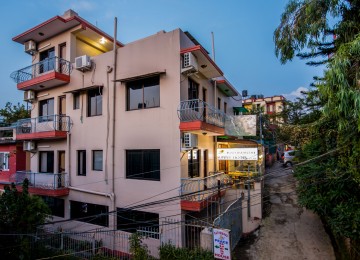 kathmandu-sunny-hotel-building-1